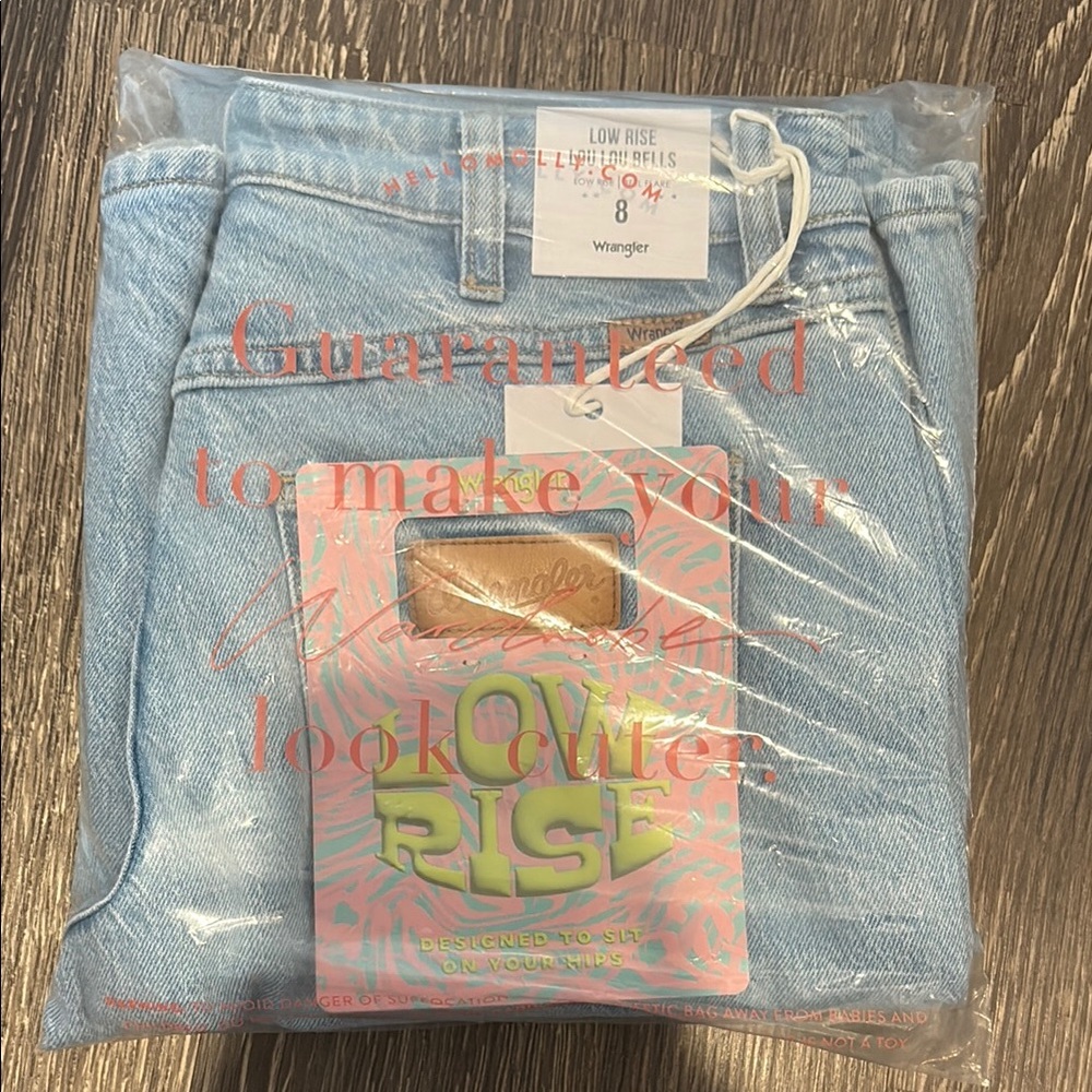 Low rise flare jeans - Picture 4 of 5